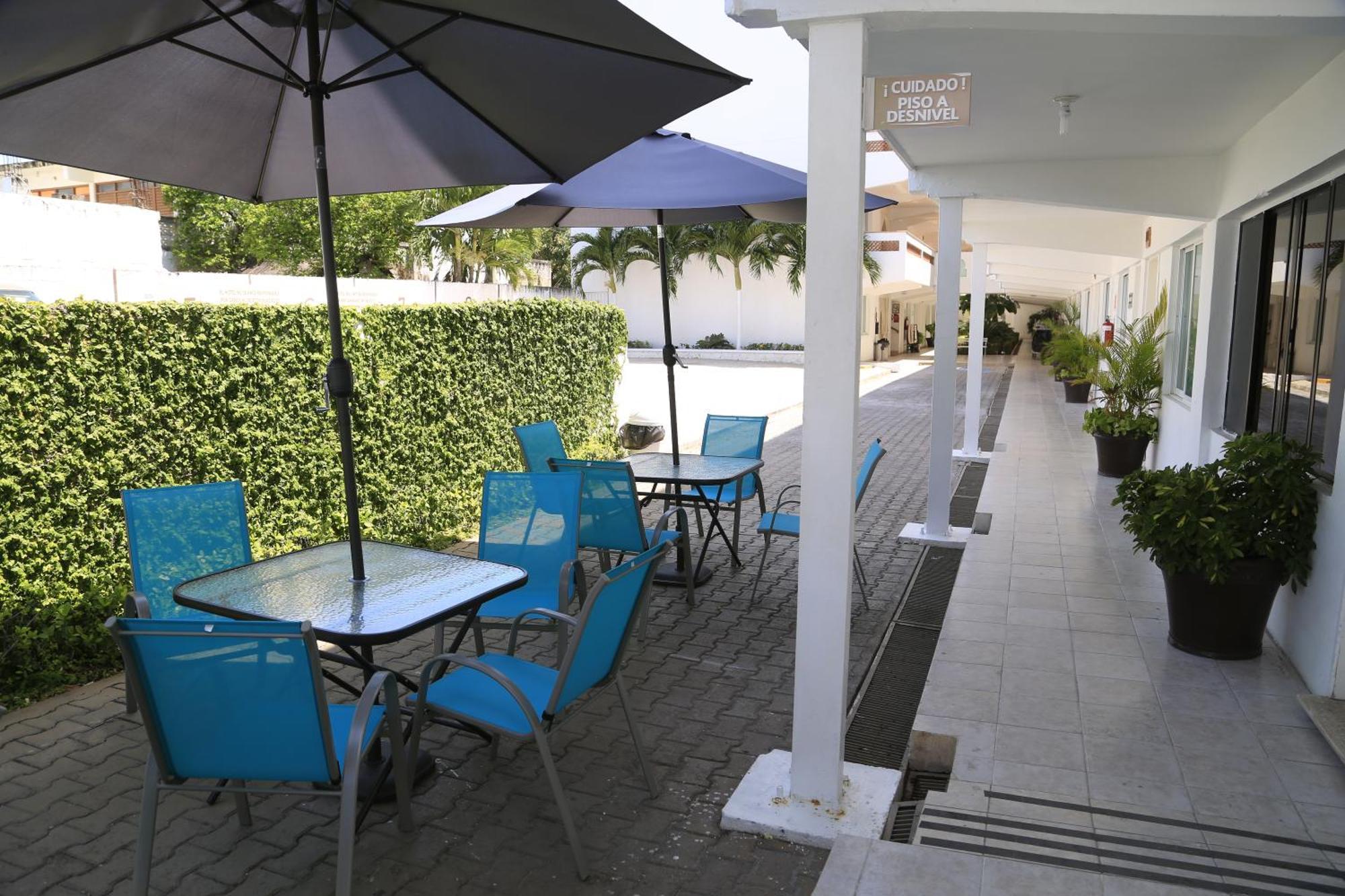 Hotel Casa Blanca Chetumal Kültér fotó